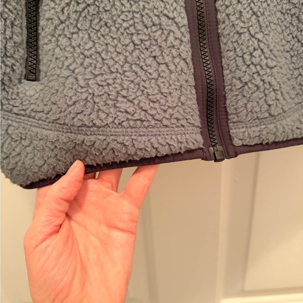 Patagonia Kids Retro pile Fleece Jacket - Picture 6 of 15